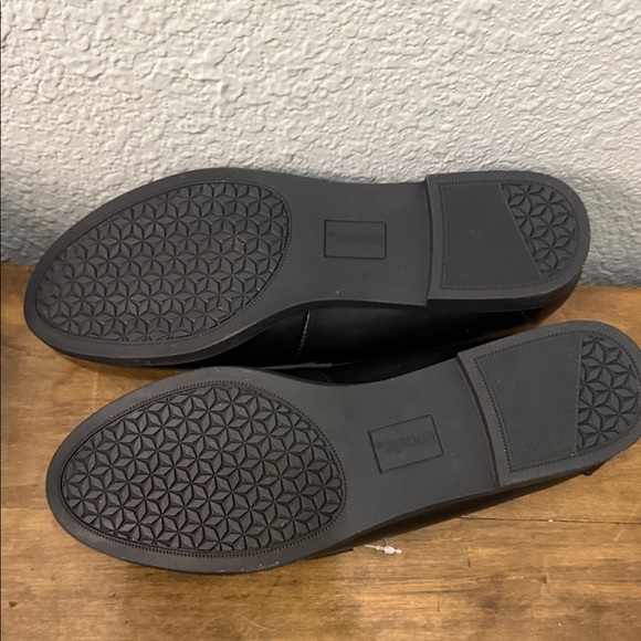 Kensie Black Penny Loafers size 10 NEW - Picture 6 of 7